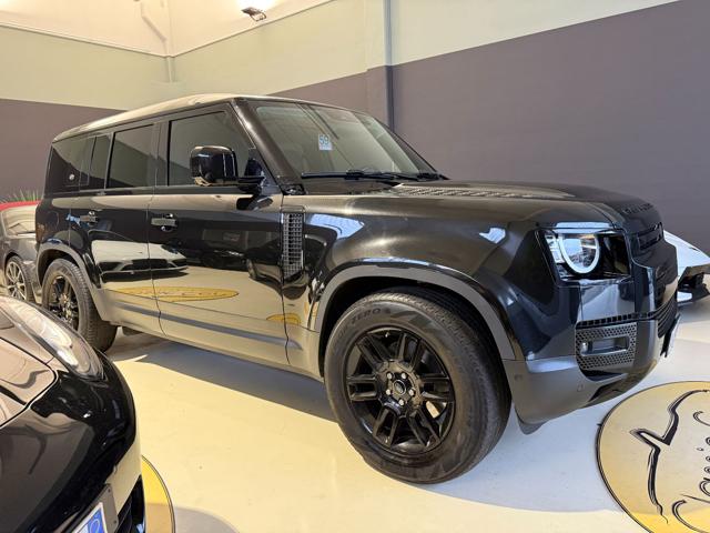 Land Rover Defender 110 2.0 SD4 200 CV AWD TETTO PANORAMA - AIRMATIC usato a MEDESANO
