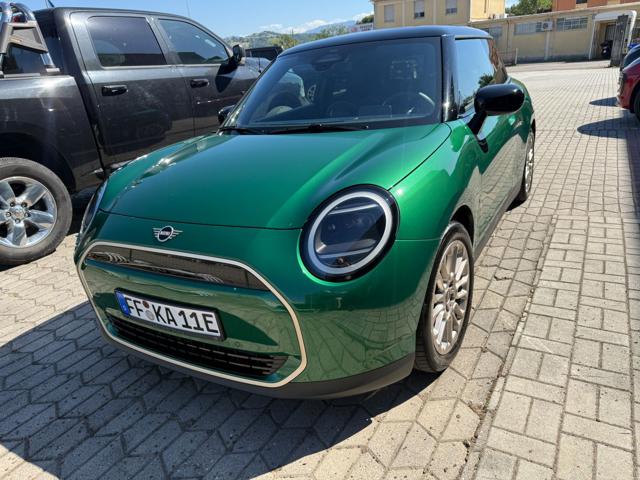 MINI Cooper E Cooper E Favoured BRITISH RACIG GREEN - foto 3 di 4