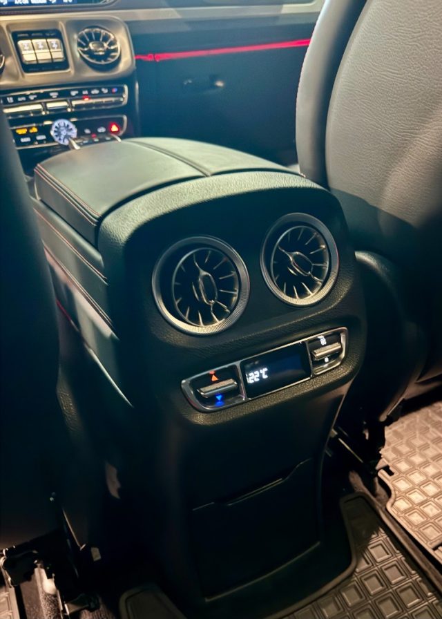 Mercedes-Benz G 63 AMG S.W. usato a CASTELLAMMARE DI STABIA