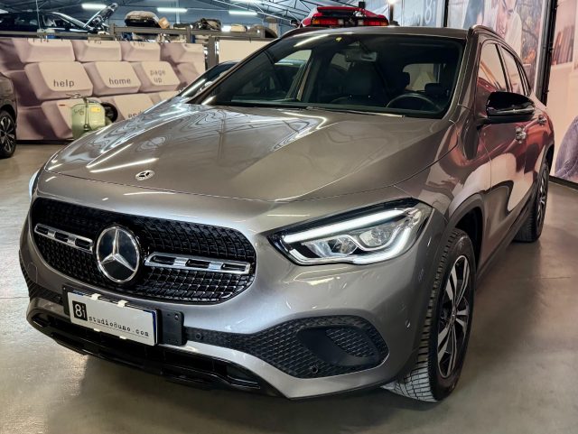 Mercedes-Benz GLA 200 d Automatic Sport Plus usato a CASTELLAMMARE DI STABIA