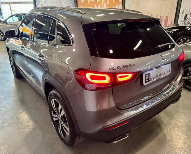 Mercedes-Benz GLA 200 d Automatic Sport Plus - foto 2 di 4