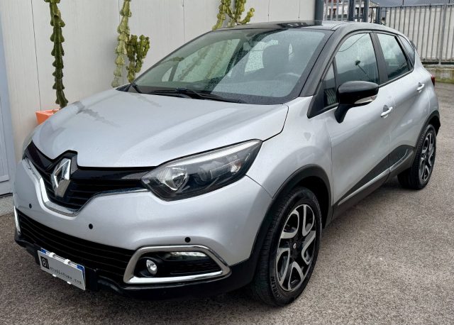 Renault Captur 0.9 TCe 12V 90 CV Start&Stop Life usato a CASTELLAMMARE DI STABIA