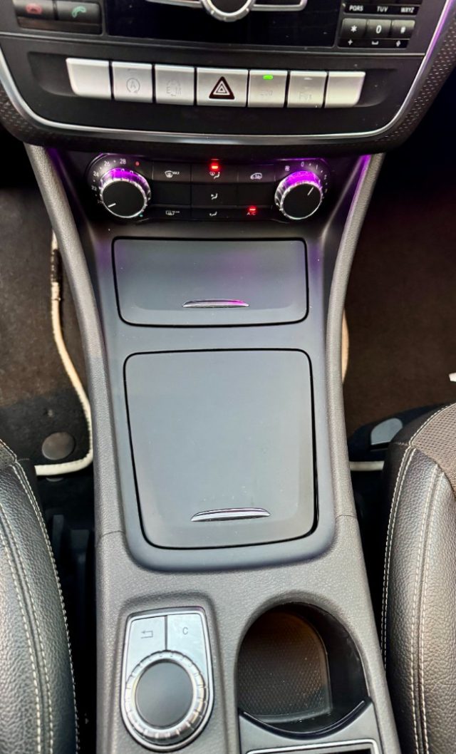 Mercedes-Benz A 180 CDI Automatic Sport, del 2014, 226.738 km, in vendita a Castellammare Di Stabia (NA)