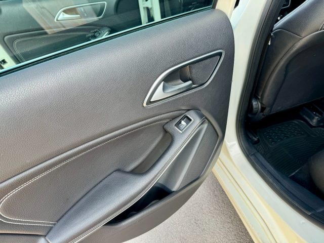 Mercedes-Benz A 180 d Automatic Sport usato a CASTELLAMMARE DI STABIA
