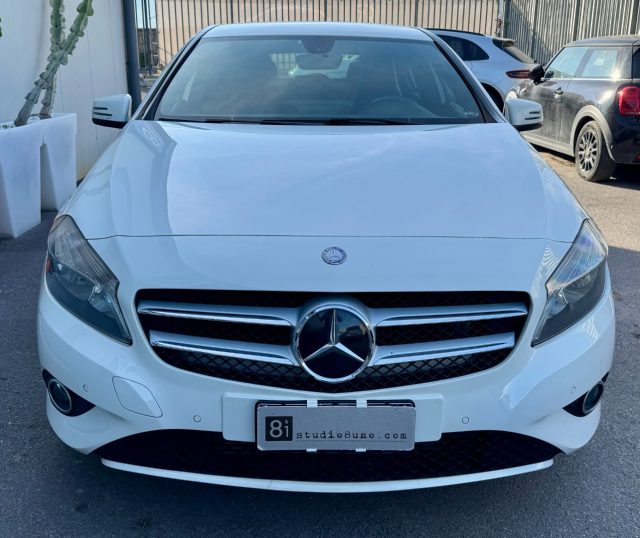 Mercedes-Benz A 180 d Automatic Sport, del 2015, 202.328 km, in vendita a Castellammare Di Stabia (NA)