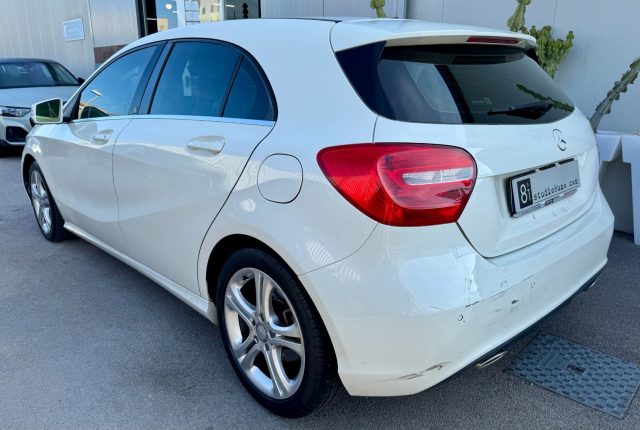 Mercedes-Benz A 180 d Automatic Sport - foto 2 di 4