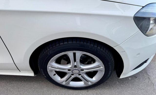 Mercedes-Benz A 180 d Automatic Sport, del 2015, 202.328 km, in vendita a Castellammare Di Stabia (NA)