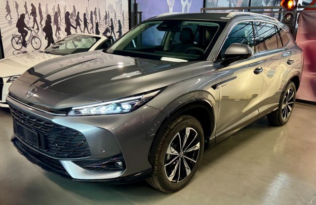 MG HS 1.5T-GDI AT Luxury nuovo a CASTELLAMMARE DI STABIA