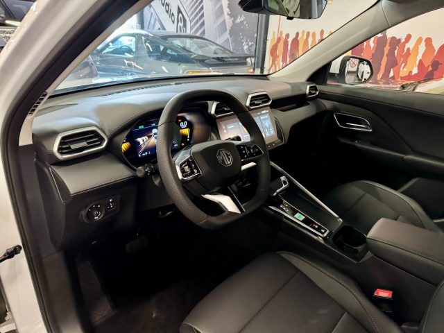 MG ZS Hybrid+ Luxury, in vendita a Castellammare Di Stabia (NA)