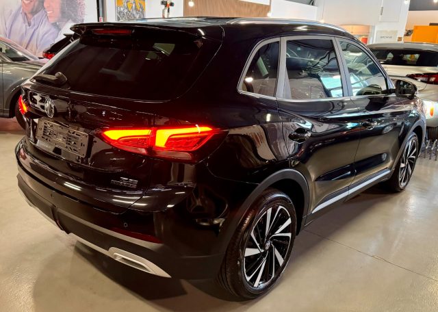 MG ZS Hybrid+ Luxury - foto 4 di 4