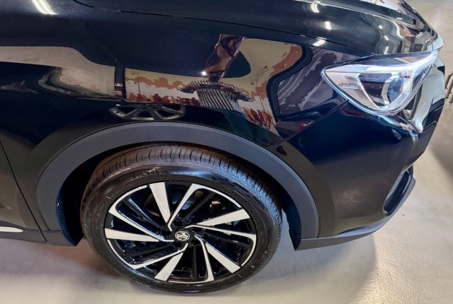 MG ZS Hybrid+ Luxury, in vendita a Castellammare Di Stabia (NA)