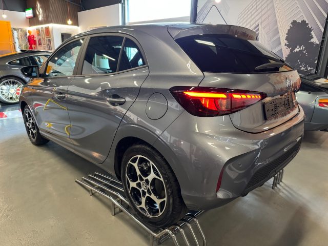 MG MG3 Hybrid+ Luxury - foto 2 di 28