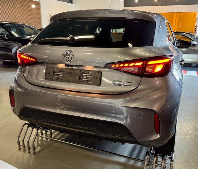 MG MG3 Hybrid+ Luxury - foto 3 di 28