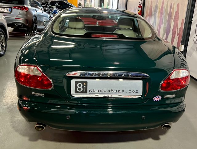 Jaguar XK8 4.2 Coupé usato a CASTELLAMMARE DI STABIA