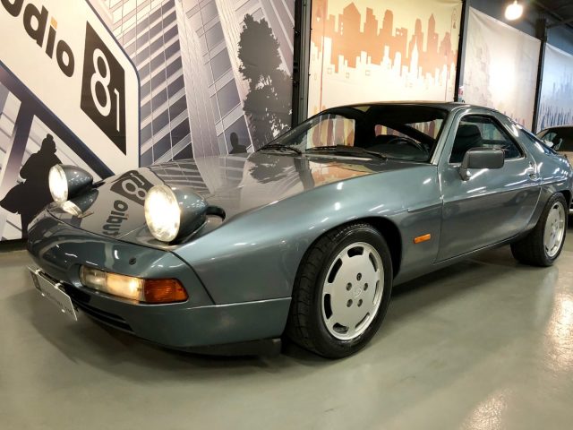 Porsche 928 S usato a CASTELLAMMARE DI STABIA