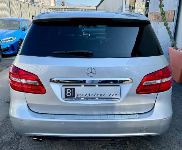 Mercedes-Benz B 200 CDI BlueEFFICIENCY Premium - foto 3 di 4