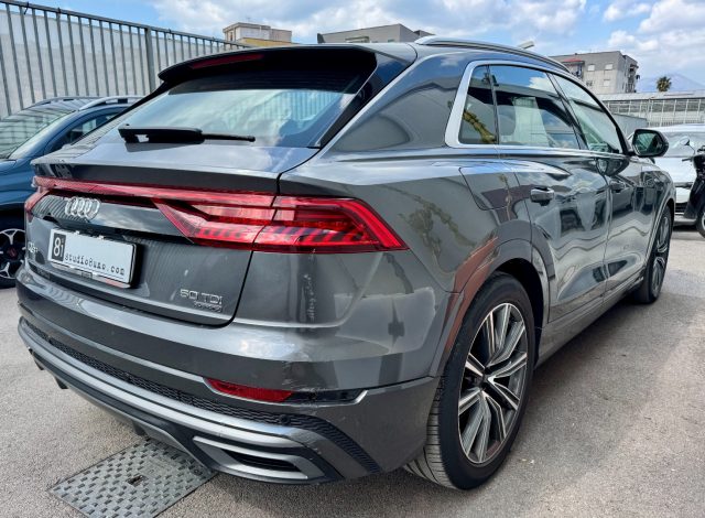 Audi Q8 50 TDI 286 CV quattro tiptronic Sport - foto 4 di 4