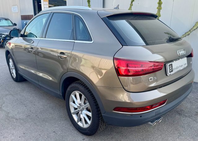 Audi Q3 2.0 TDI 120 CV Business - foto 2 di 4