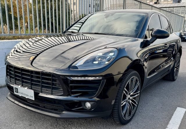 Porsche Macan 3.0 S Diesel, del 2017, 175.756 km, in vendita a Castellammare Di Stabia (NA)