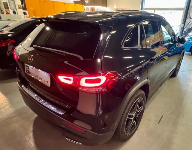 Mercedes-Benz GLA 200 d Automatic Premium - foto 3 di 4