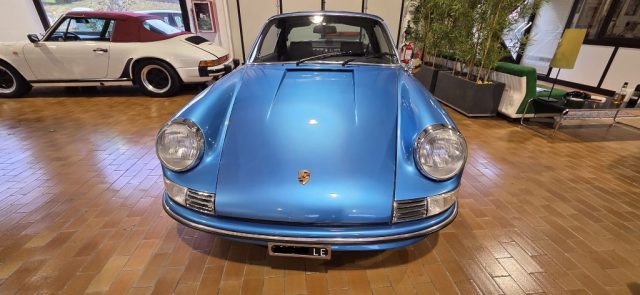 Porsche 911 2400 targa - foto 2 di 4