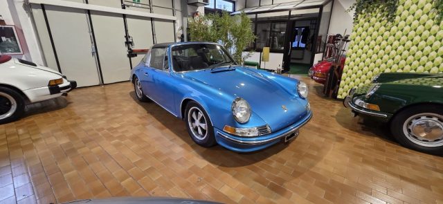 Porsche 911 2400 targa usato a VERTOVA
