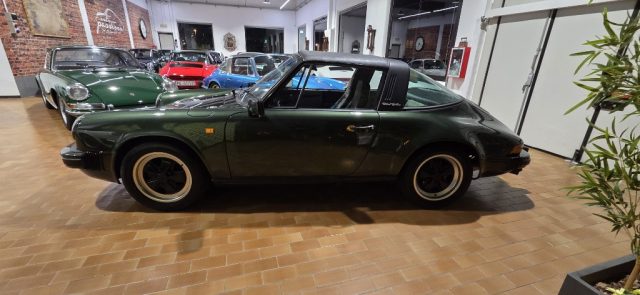Porsche 911 3000 targa verde - foto 2 di 4