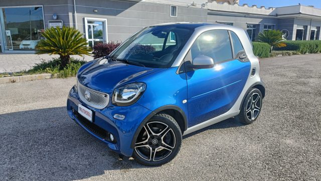 smart forTwo 1.0 Twinamic Passion Italiana n°22 - foto 2 di 4