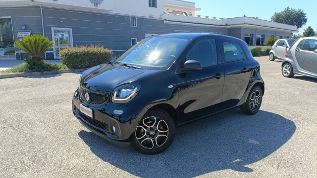 smart forFour 900 Turbo twinamic Passion n°39 - foto 2 di 15