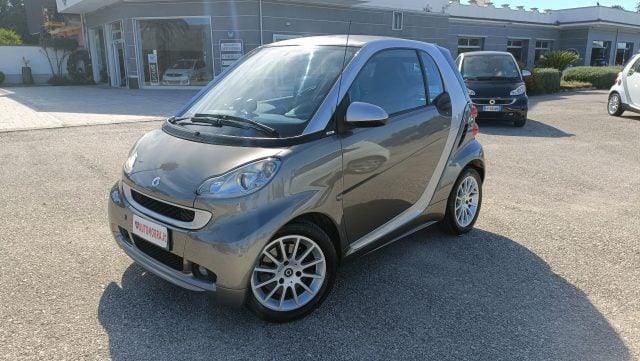 smart forTwo 1000 52 kW coupé Pulse n°31 - foto 2 di 4