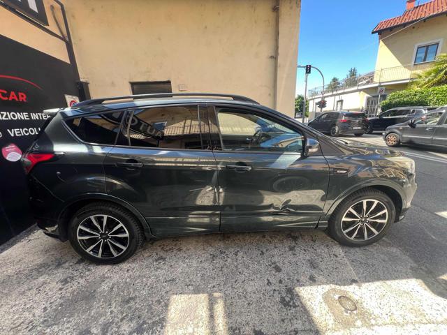 Ford Kuga 1.5 TDCI 120 CV S&S 2WD ST-Line - foto 4 di 4