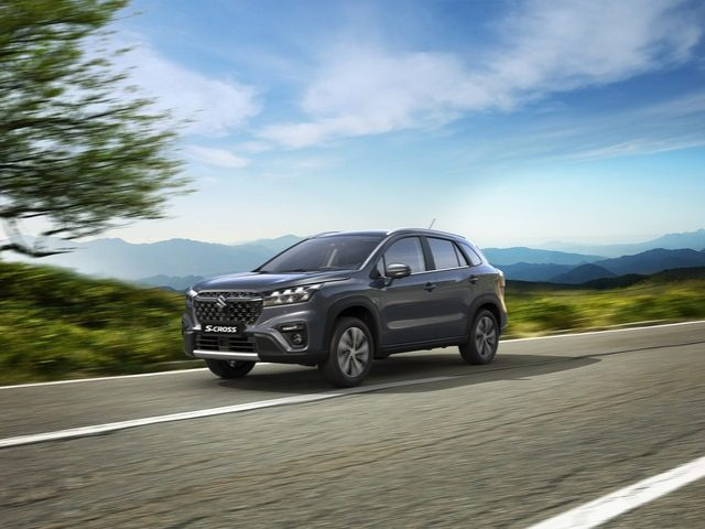 Suzuki S-Cross 1.5 140V Hybrid 4WD AllGrip A/T Starview usato a COLLEGNO