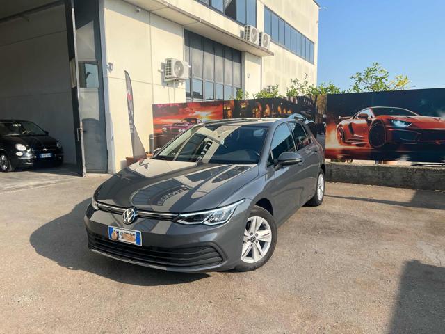 Volkswagen Golf 2.0 TDI 115 CV SCR Life usato a COLLEGNO