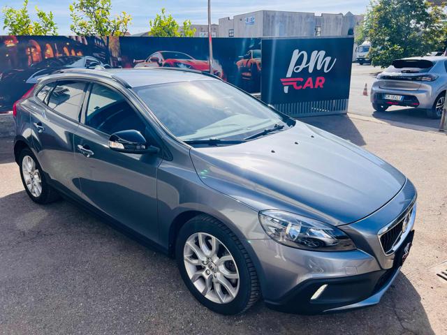 Volvo V40 Cross Country D2 Business - foto 4 di 4