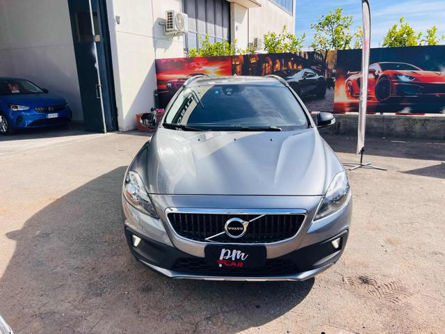 Volvo V40 Cross Country D2 Business - foto 3 di 4