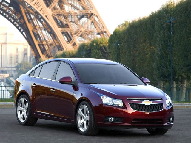Chevrolet Cruze 2.0 Diesel 150CV 4 porte LT, del 2010, 179.000 km, in vendita a Collegno (TO)