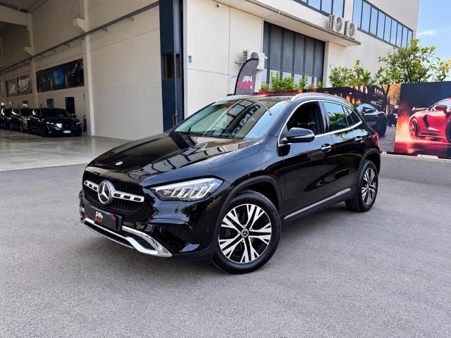 Mercedes-Benz GLA 200 d Automatic AMG Line Premium, del 2023, 103.800 km, in vendita a Collegno (TO)
