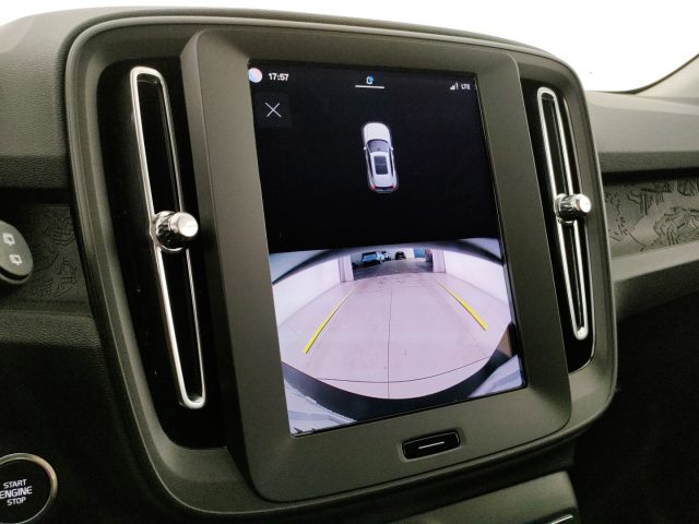 Volvo XC40 B3 automatico Essential - PROMO, in vendita a Modena (MO)