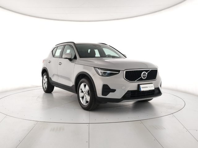 Volvo XC40 B3 automatico Essential, del 2023, 85.777 km, in vendita a Modena (MO)