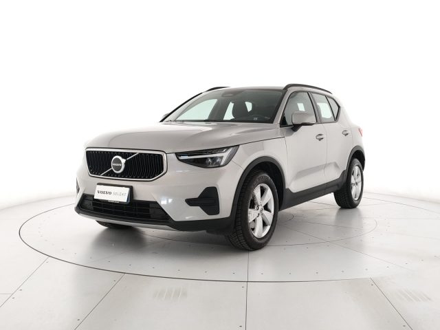 Volvo XC40 B3 automatico Essential - foto 2 di 4