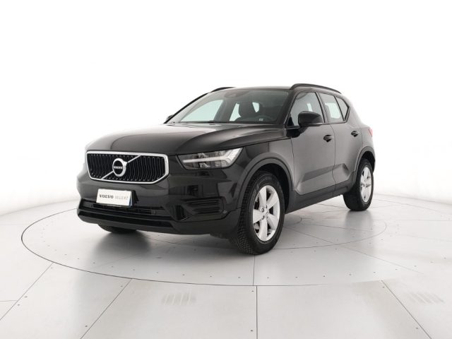 Volvo XC40 T2 Geartronic Momentum - foto 2 di 4
