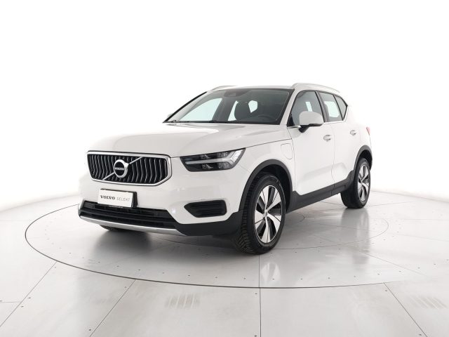 Volvo XC40 T4 Plug-in Inscription Expression - Autocarro - foto 2 di 4