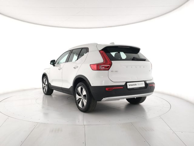 Volvo XC40 T4 Plug-in Inscription Expression - Autocarro - foto 3 di 4