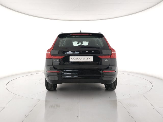 Volvo XC60 B4 (d) automatico Momentum - Autocarro - foto 4 di 4