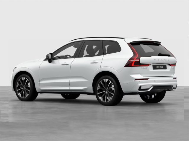 Volvo XC60 B5 AWD automatico Ultra Dark - Pronta Consegna - foto 3 di 4