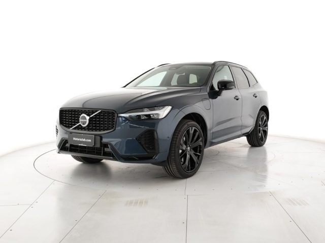 Volvo XC60 T8 Plug-in hybrid AWD automatico Ultra Dark nuovo a MODENA