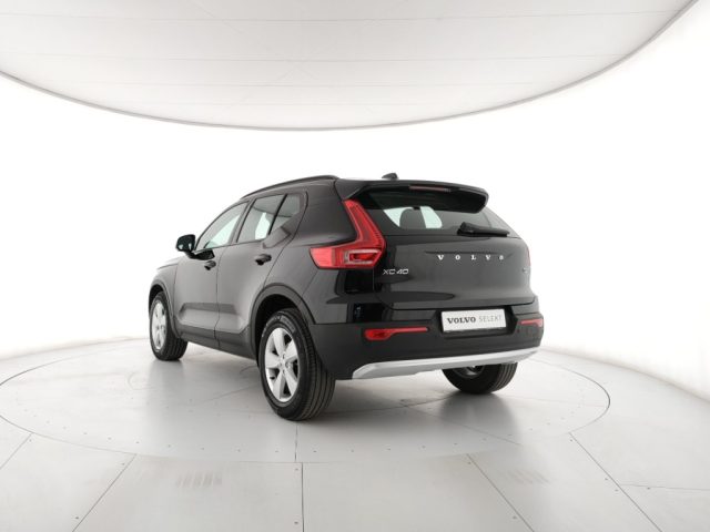Volvo XC40 T2 Essential - Autocarro - foto 3 di 4