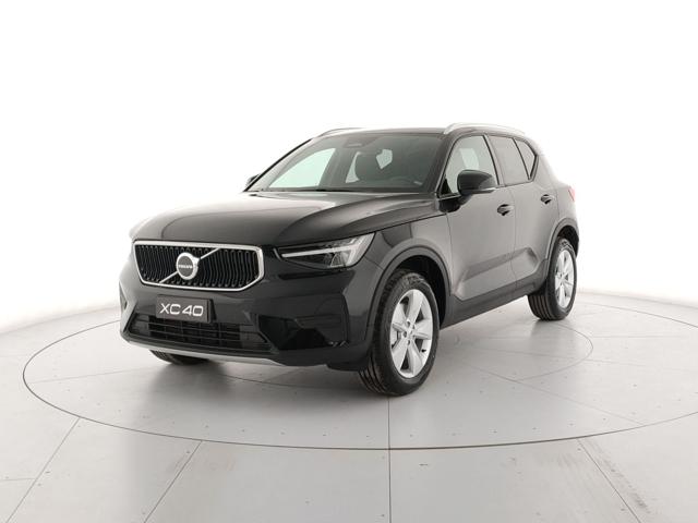 Volvo XC40 B3 automatico Core - foto 2 di 26