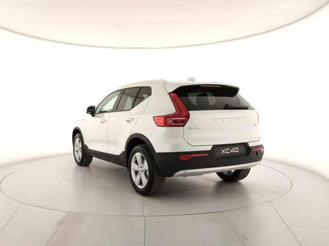 Volvo XC40 B3 automatico Core - foto 3 di 4