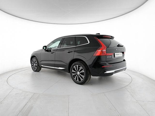 Volvo XC60 B4 (d) AWD automatico Inscription - foto 4 di 4